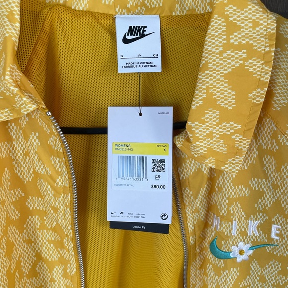 Nike Windbreaker - Picture 2 of 6